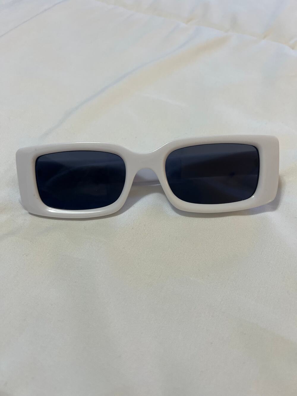 Retro White Rectangle Sunglasses‎ Thick Frame Chunky Vintage Style Trendy Shades